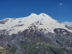 Elbrus – Najviši vrh Europe, nekome majka a nekome maćeha